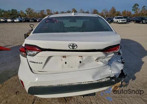 2020 Toyota Corolla Le z USA, uszkodzony, nr VIN 5YFEPRAE7LP004024